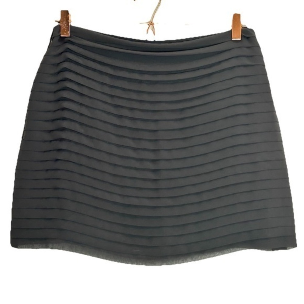 Y2K Banana Republic Pleated Tier Mini Skirt Black Chiffon Overlay Size 6 NWT